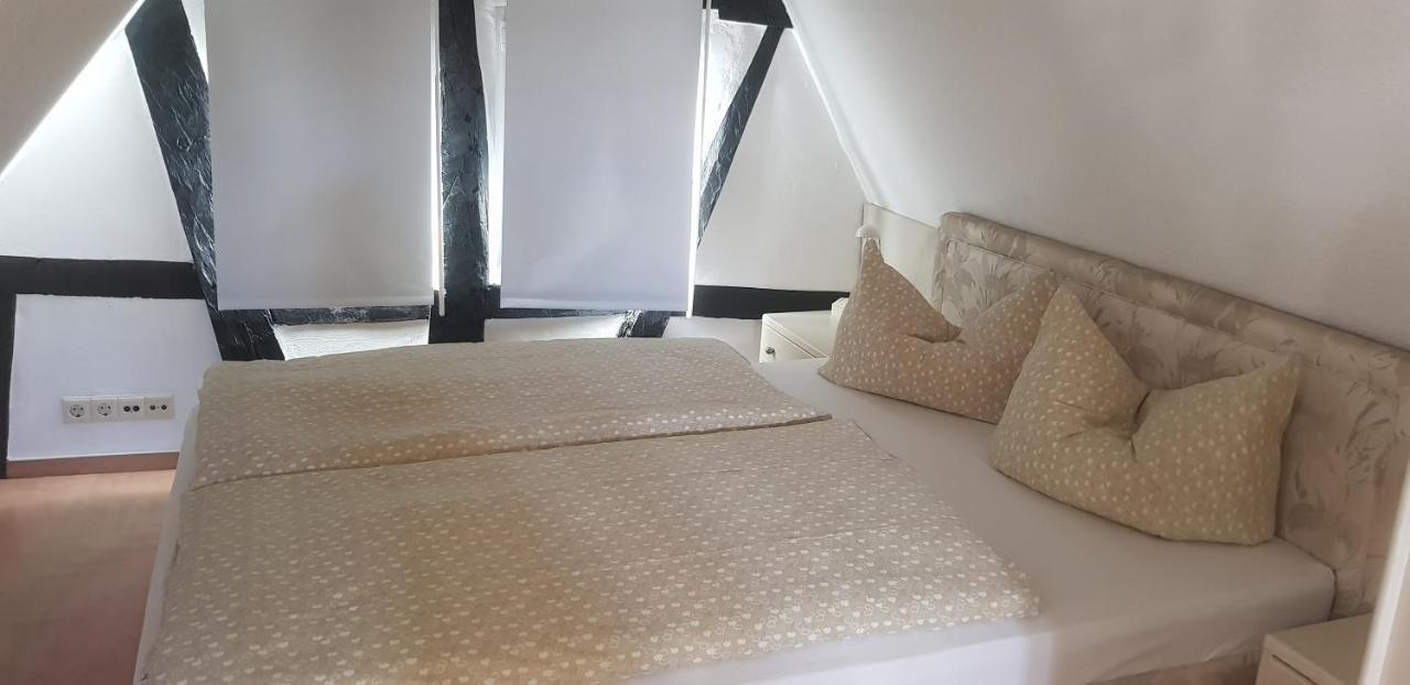 Penthouse Im Historischen Fachwerkhaus Mit Grosser Dachterrasse An Zentralster Lage 博帕德 外观 照片